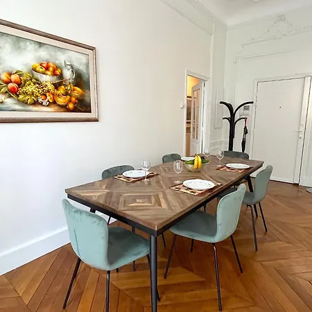 Apartment Malesherbes *