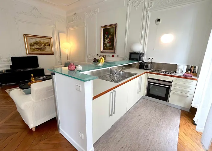 Apartment Malesherbes