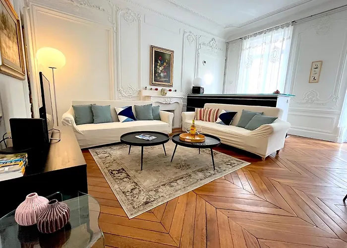 Apartment Malesherbes